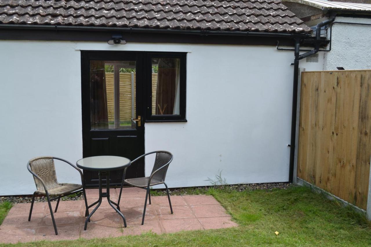 Number 4 - Lytton Tree Lodge, Reydon, Southwold Exterior photo